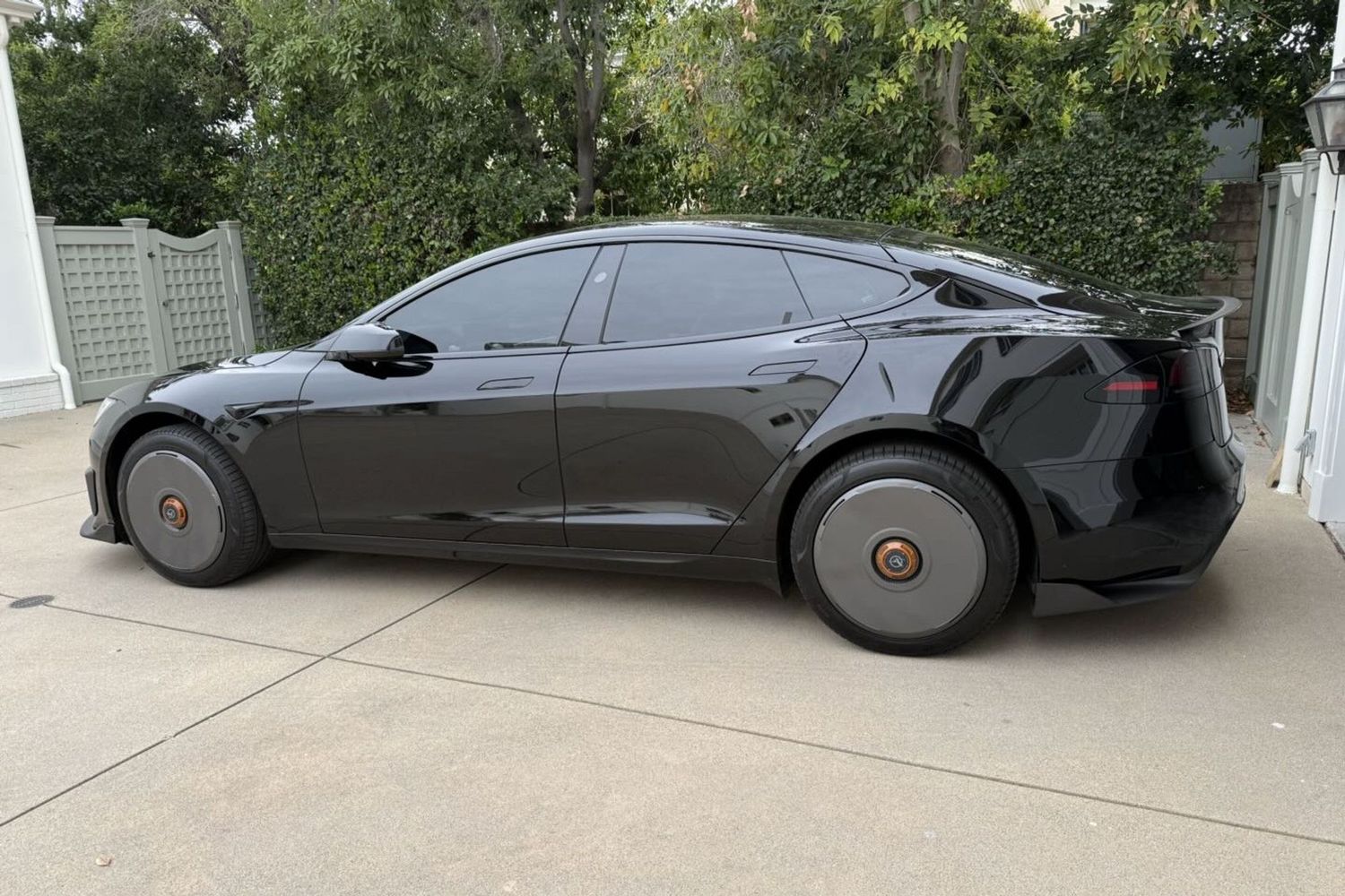 Are Tool-Free Wheel Covers Better for Tesla Model 3?