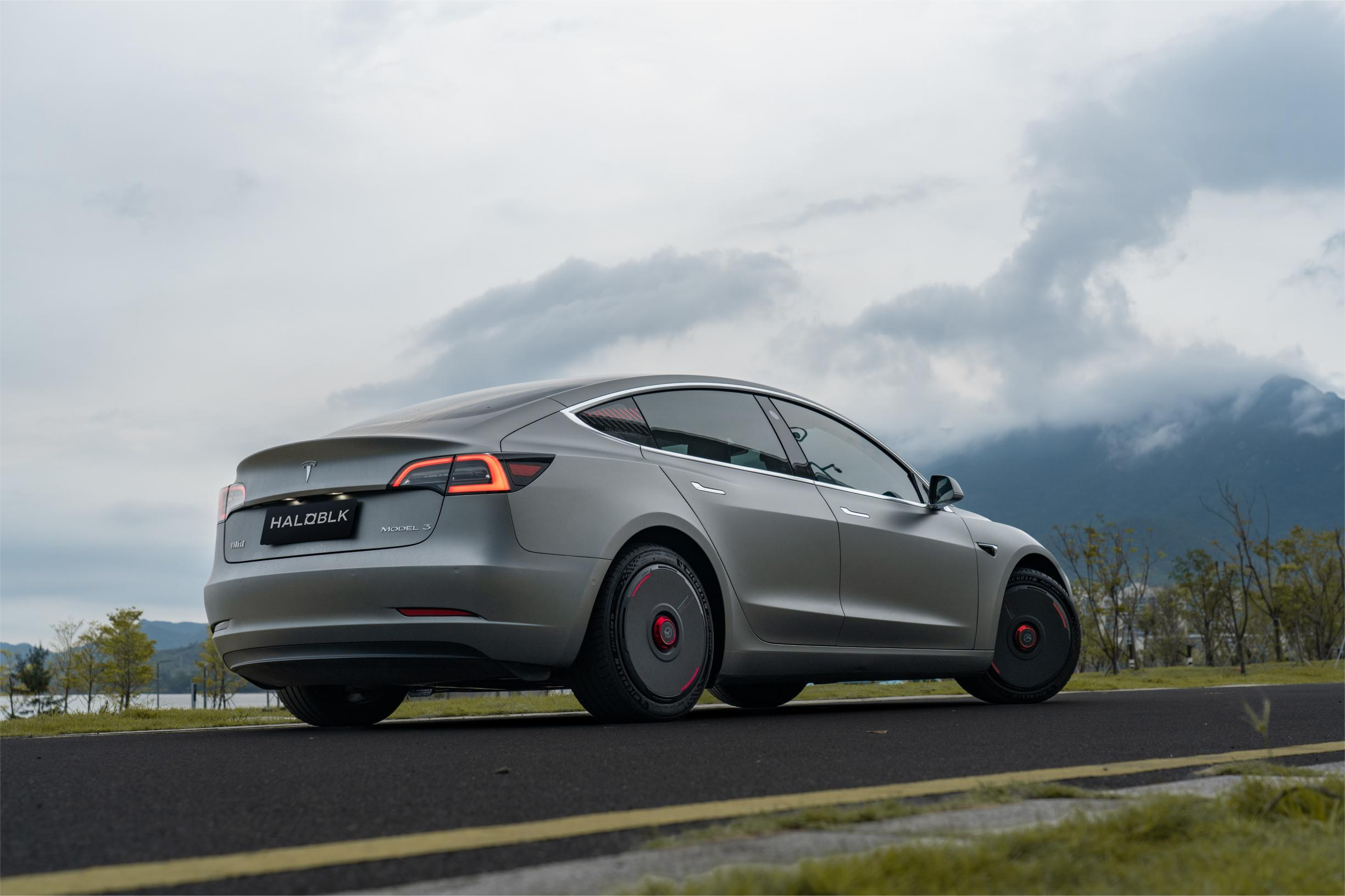 18-Inch Tesla Model 3 Hubcaps: Complete Fitment Guide