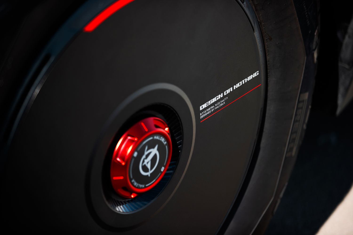 Do Tesla Wheel Covers Fall Off? Full Safety, Causes & Prevention Guide 2025