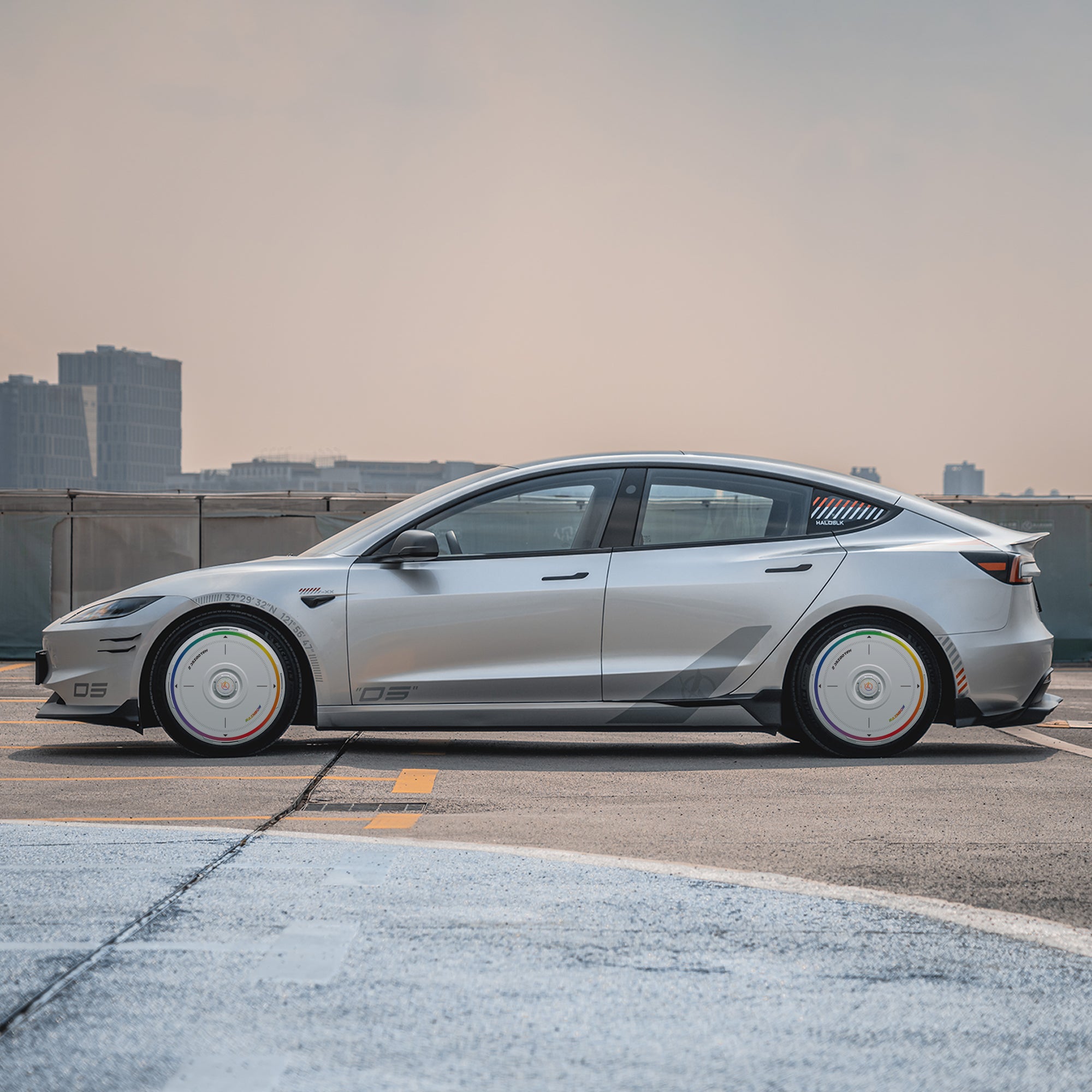 HALODISC 2 Wheel Covers for Tesla Model 3 Highland 20" Warp Wheels丨Rainbow Road