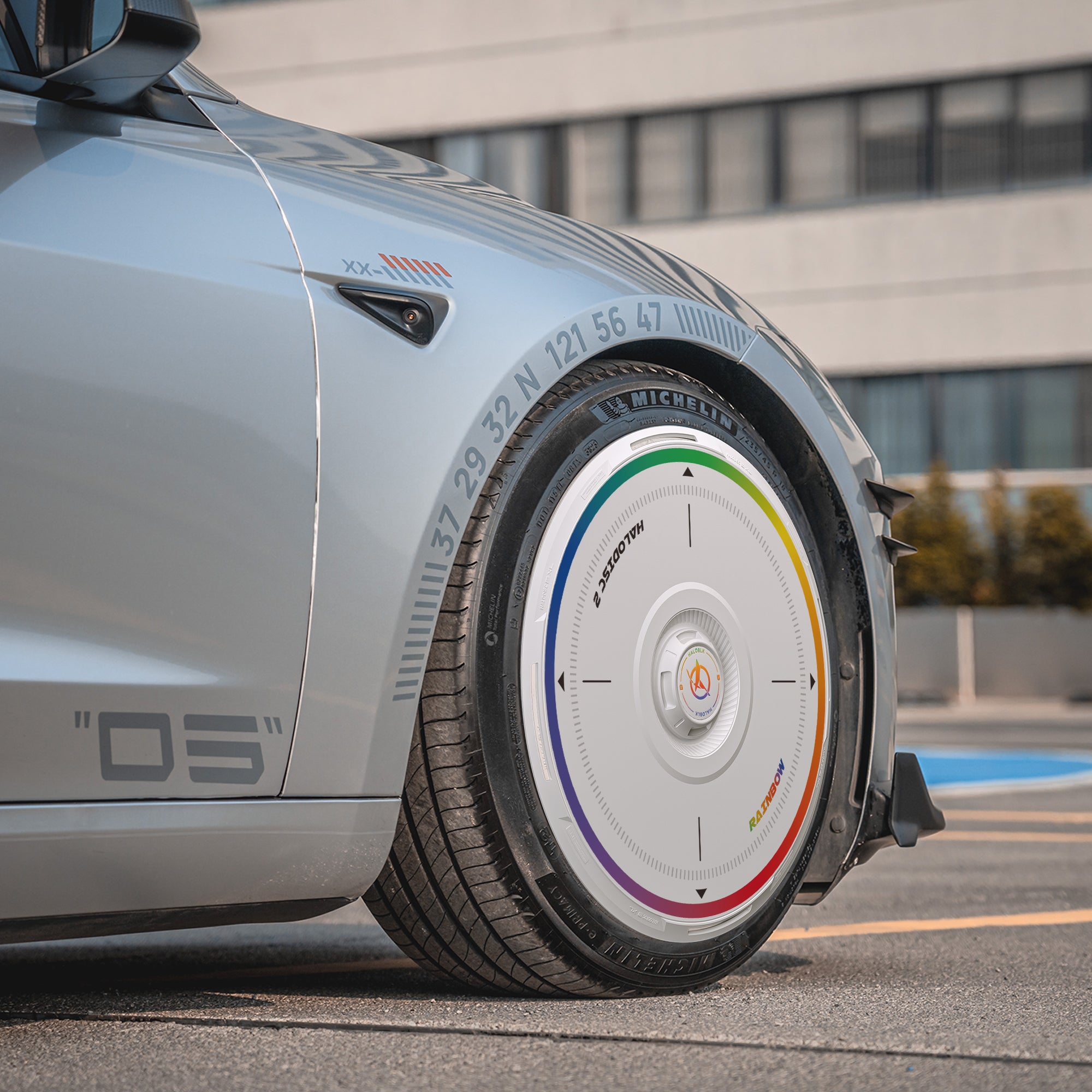 HALODISC 2 Wheel Covers for Tesla Model 3 Highland 20" Warp Wheels丨Rainbow Road