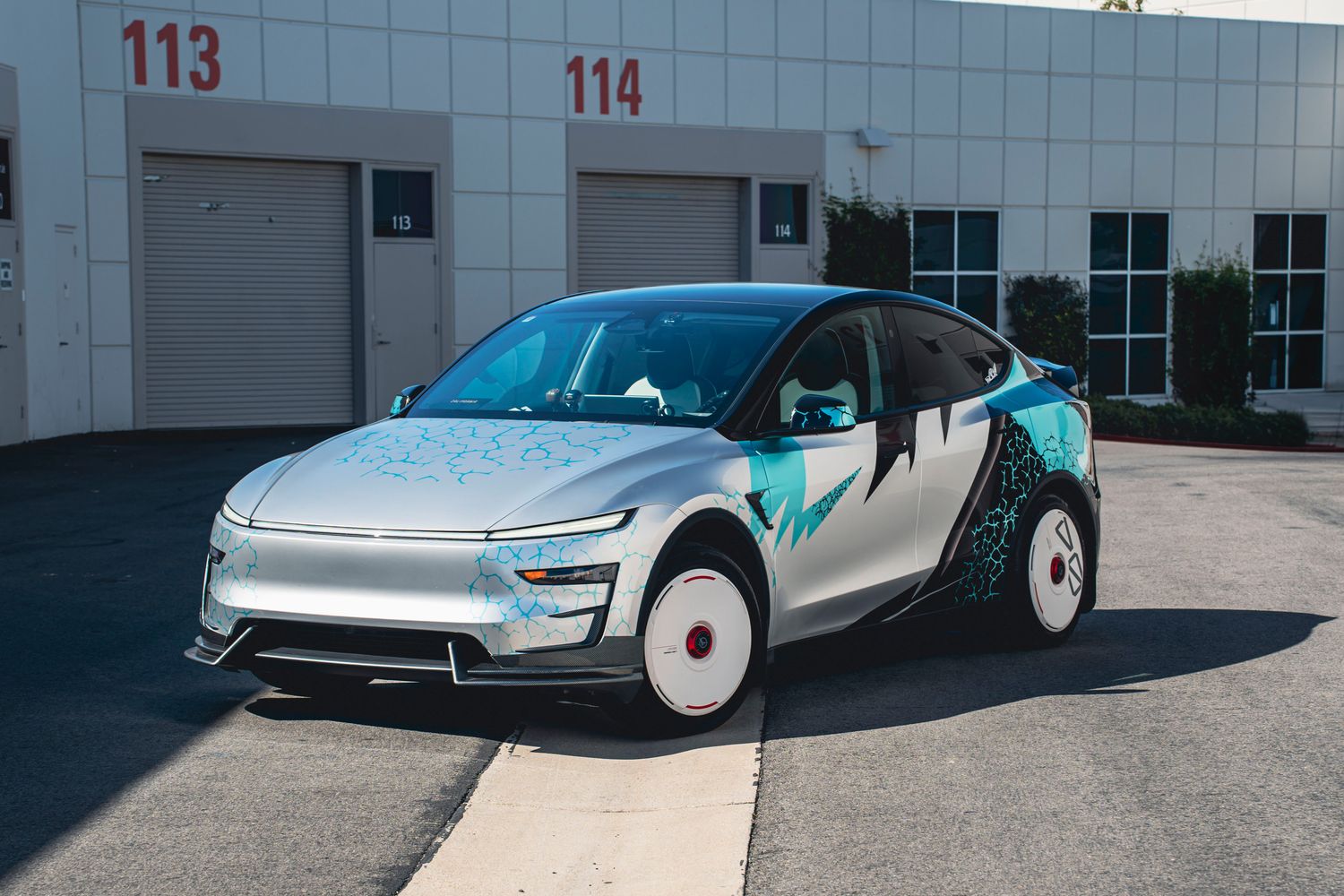 ABS vs Aluminum: Best Material for Tesla Wheel Covers