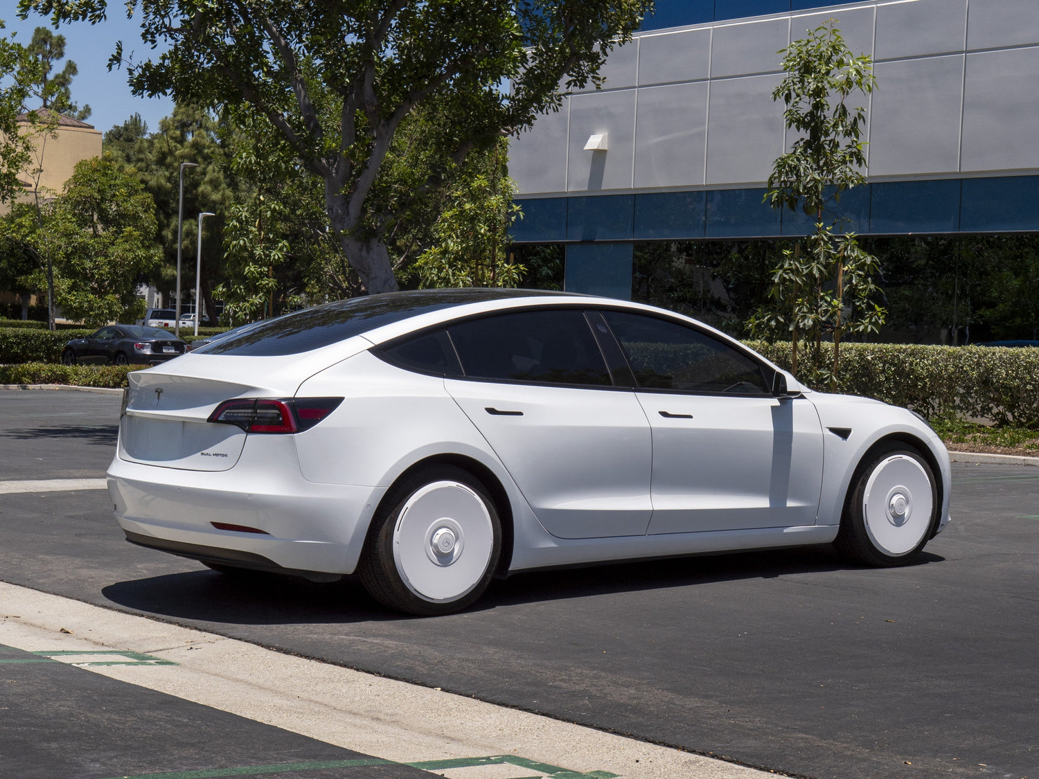 Tesla Wheel Covers for Cyber Look: How to Give Your Tesla a Cyber-Inspired Look Without New Wheels