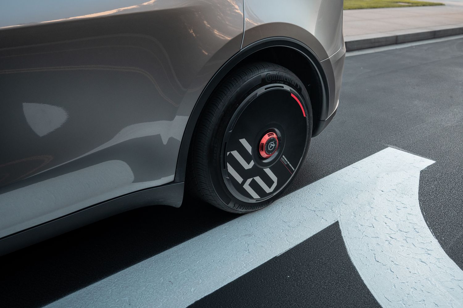 Tesla Model Y 19-Inch Wheel Covers: Full Consumer Guide for Gemini Factory Wheels (Fit, Protection, and Long-Term Value)