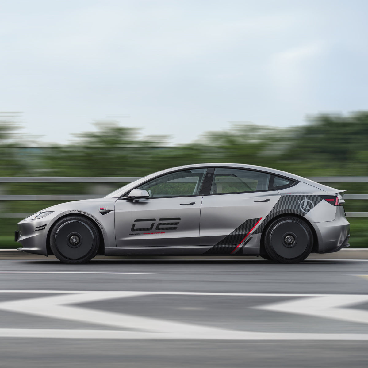 Black Tesla Wheel Covers: HALODISC 2 RTP | HALOBLK